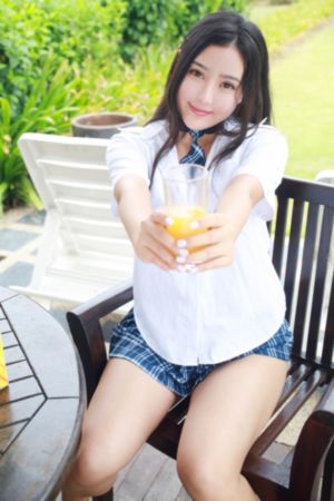 欧美明星匡威_DVD手机免费观看完整