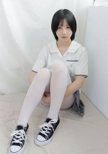 欧美男士街拍_720超清免费观看